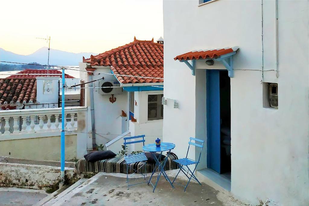 Theseus Apartment Poros Town Exterior foto