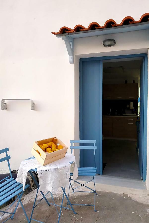 Theseus Apartment Poros Town Exterior foto