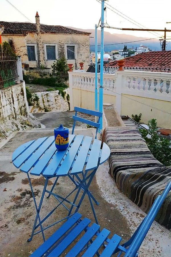 Theseus Apartment Poros Town Exterior foto